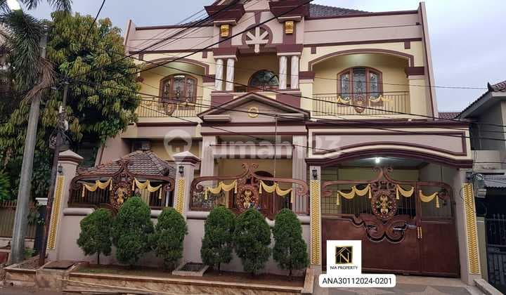 Rumah Murah Mewah Cantik Dalam Perumahan Taman Laguna Cibubur