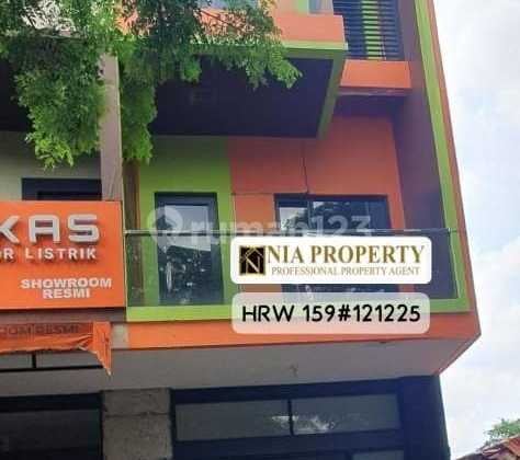 Dijual Ruko Tiga Lantai Siap Pakai di Raffles Hills Cibubur Harjamukti Depok
