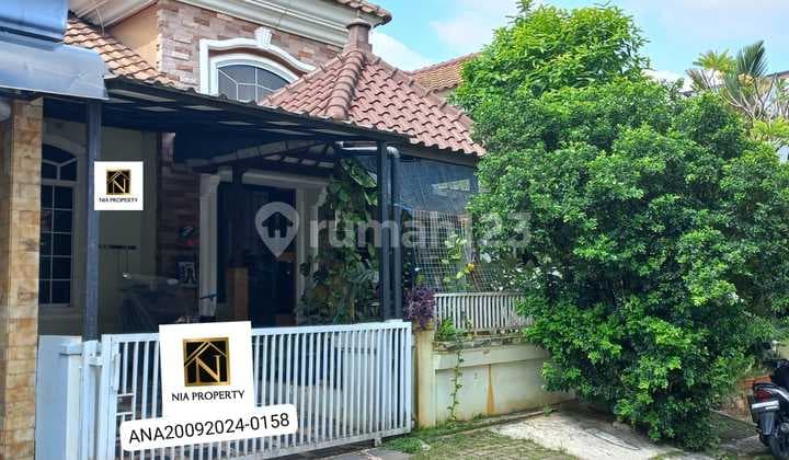 Rumah dengan Pagar Dalam Cluster Citra Gran Cibubur