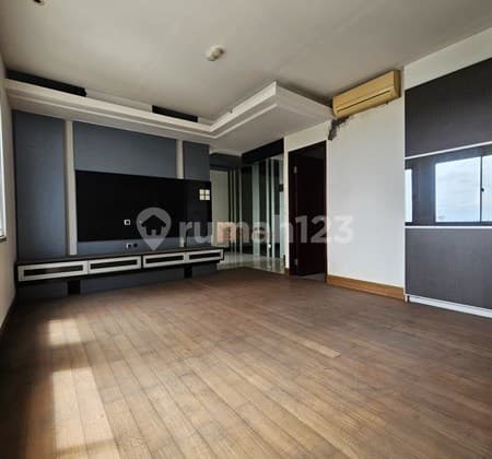 Strategis Dekat Akses Toll! Disewakan 1Br Luas Semi Furnished Apartemen Mediterania Marina Ancol Fasilitas Lengkapdekat Destinasi Wisata Favorite