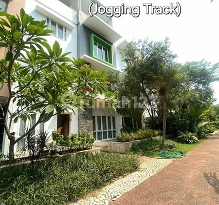 Strategis Dekat Akses Toll! Hunian Ekslusif Private Lift Jual Cepat Rumah 5Lt Springhill Golf Town House Kemayoran