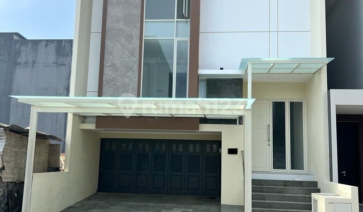 Rumah Grand Island Pakuwon City, Dijual Siap Huni