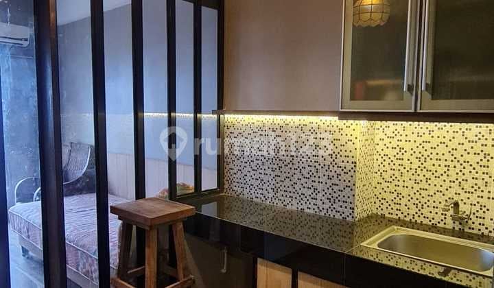 Apartemen Puncak Dharmahusada Dijual Siap Huni Full Furnish