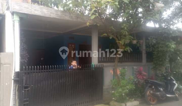 Rumah Dekat Tol Cileunyi Bebas Banjir Akses Mobil