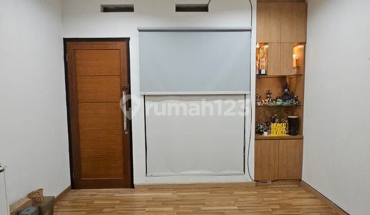 Di Jual Rumah Bagus Shm Kebon Jeruk