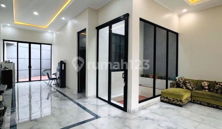 Dijual Rumah Full Renovasi 1 Lantai Bagus