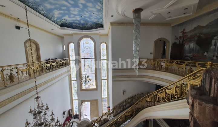 Dijual Rumah Semi Furnish di Sunrise Garden Jakarta Barat