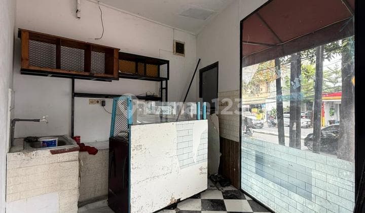 Disewakan Kios di Maindroad Dago Bandung