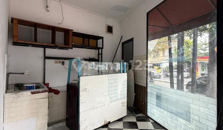 Disewakan Kios di Maindroad Dago Bandung