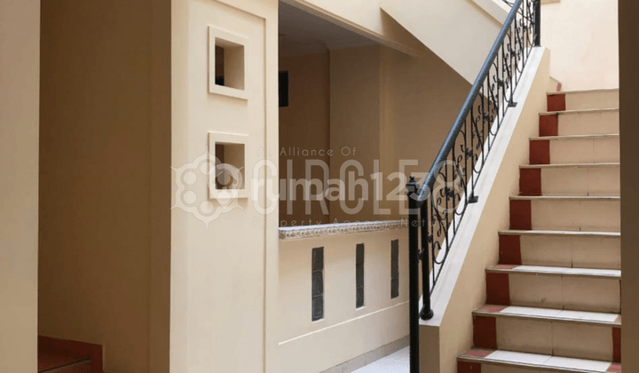 Rumah Kontrakan Bagus Unfurnished Setra Duta, Bandung