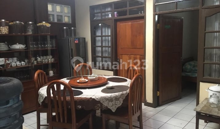 For Sale Mainroad House in Sarijadi Bandung, Suitable for Business