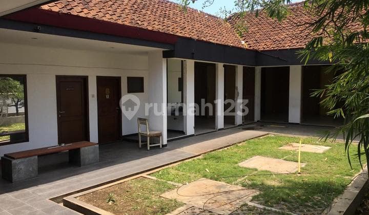 Dijual Ruang Usaha Luas Lokasi Strategis di Pasirkaliki Bandung