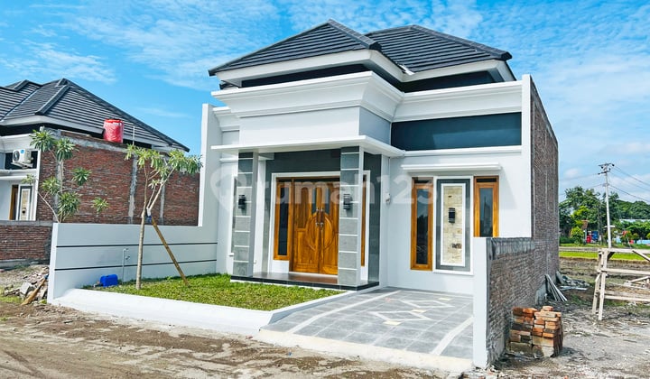 Rumah Modern 45/90 Harga 405 Juta dekat Stasiun Klaten