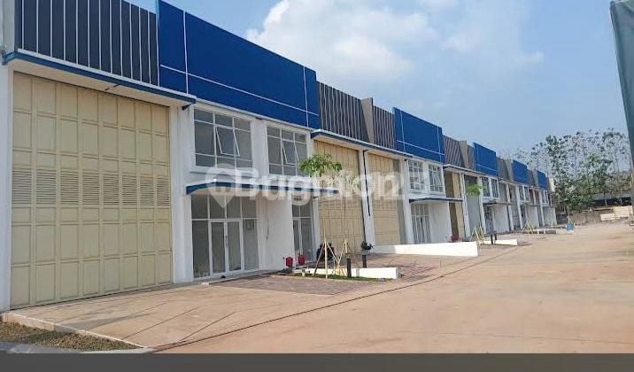 Modern Commercial Area Warehousing & Shophouses in Bekasi