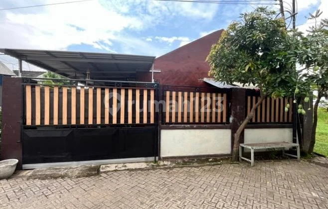 Rumah Murah Bagus Dekat Denga Pabrik Gudang Garam di Kediri