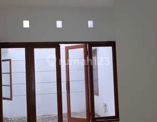 Disewakan Rumah Siap Pakai - Tki 3