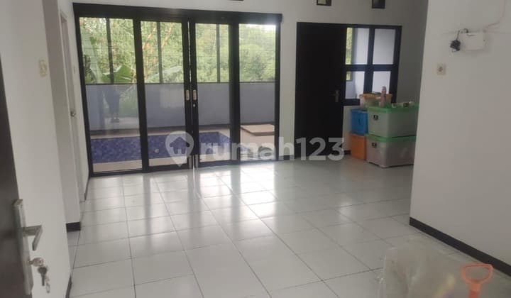 Dijual Rumah Baru – Taman Kopo Katapangrumah Baru, Belum Pernah Ditempati – Lokasi Strategis, Jalan Utama