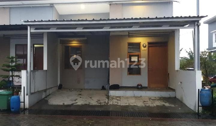 Dijual & Disewakan – Rumah Hoek Komplek Spring Garden Ciganitri Bandung