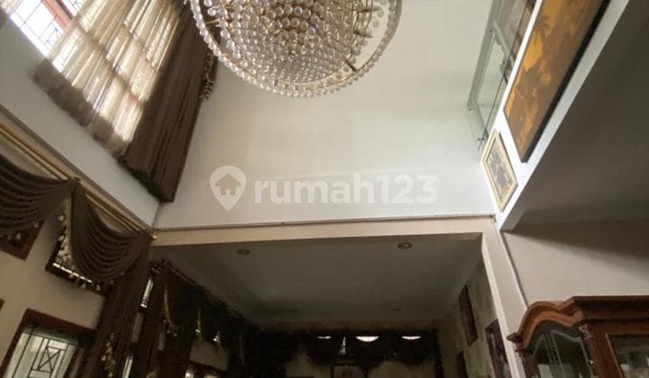 Dijual Rumah Mewah Siap Huni – Turangga