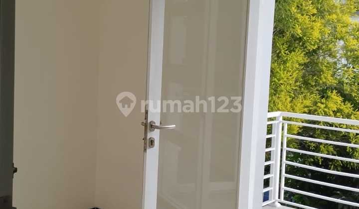 Dijual – Rumah 2 Lantai Di Taman Kopo Indah V (sommerville), Bandung