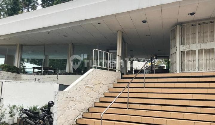 Dijual Tempat Usaha Di Komplek Budi Sari – Hitung Tanah