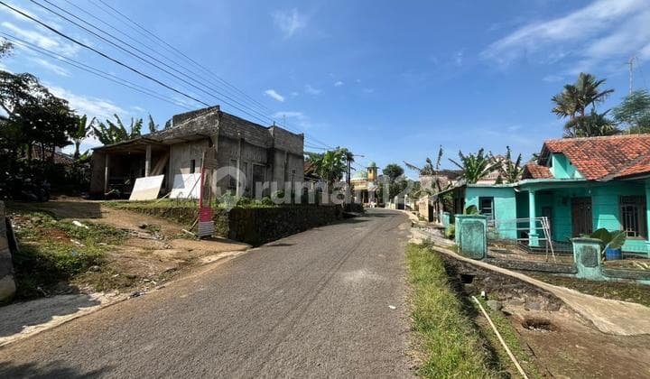 Jual Tanah dan Bangunan Rumah Tinggal Finishing Pinggir Jalan di Purwakarta