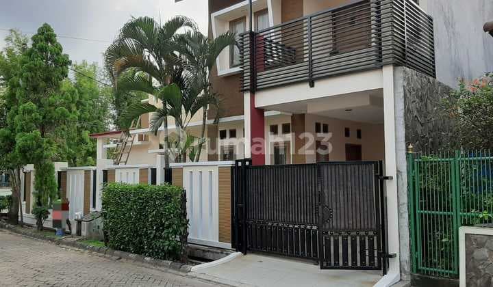 Griya Bintara Indah Corner House Flood-Free One Step to Cakung Station Mortgage Fully Assisted