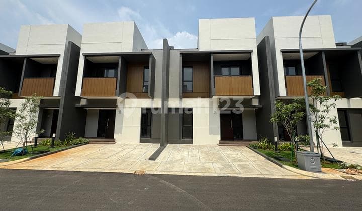 Regia Summarecon Crown Gading Lebar 6 Kondisi Muluss