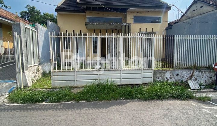 FOR SALE HOUSE in SINGOSARI