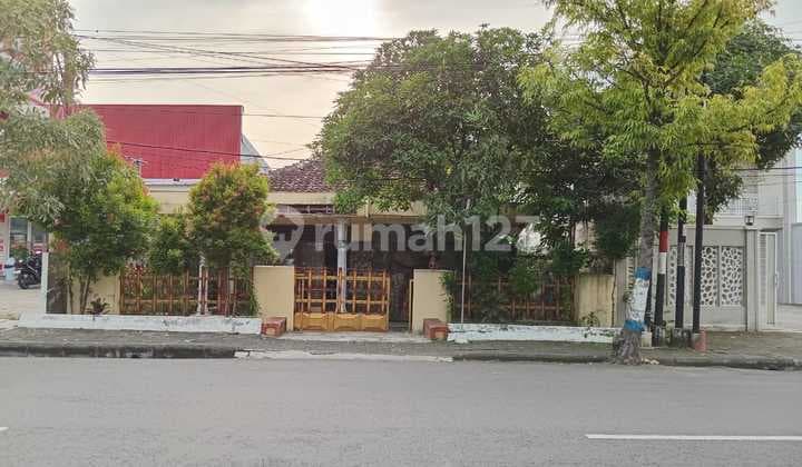 Dijual Rumah Vintage Hitung Tanah di Ngawi