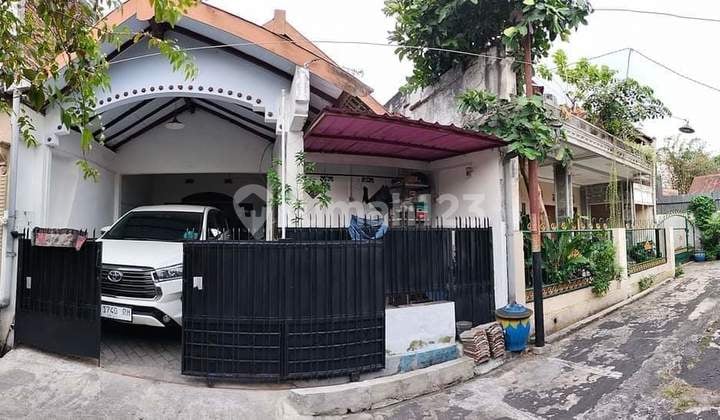 Rumah Minimalis 4 Kamar Tidur di Singosari Nempel Tol Singosari