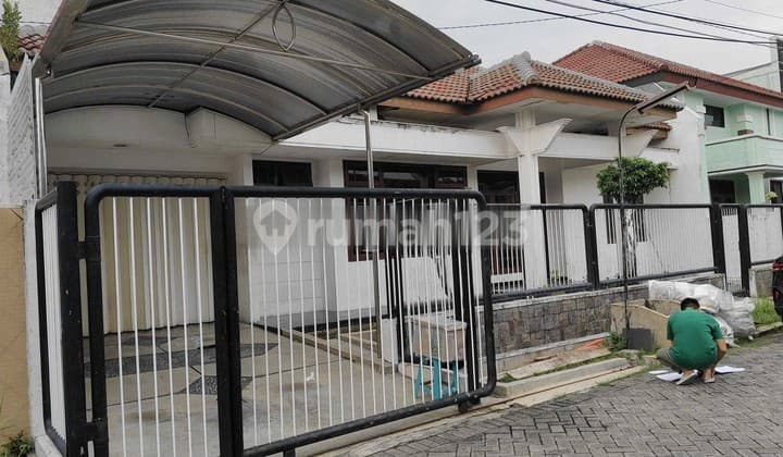 Wisma Mukti/Klampis Semolo SHM, 1 Lantai Jual Cepat.