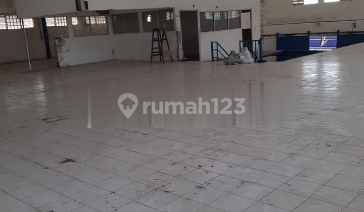 Gudang SHM di Kalimas Hilir Surabaya, Rangka Baja Lantai 2.