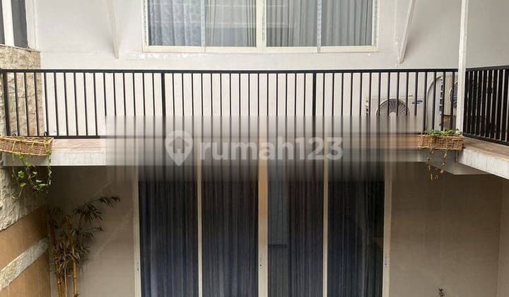 RUMAH 2 LT DI FOREST MANSION SURABAYA WITH POOL SIAP HUNI