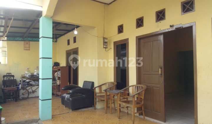 For Sale Attached House Kebayoran Bintaro Best Price Large Land SHM Negotiable