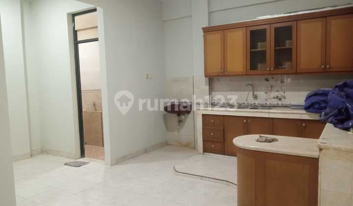Jual Rumah 2 Lantai Harga Terbaik Taman Semanan Indah Shm Terenovasi