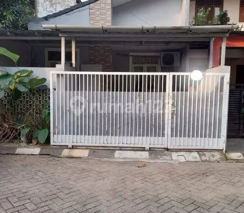 textFast Sale 2-Story House in Pondok Aren Complex, Flood-Free, Ready to Occupy, Cheapest, Renovated, Freehold, Negotiable, Strategic Location