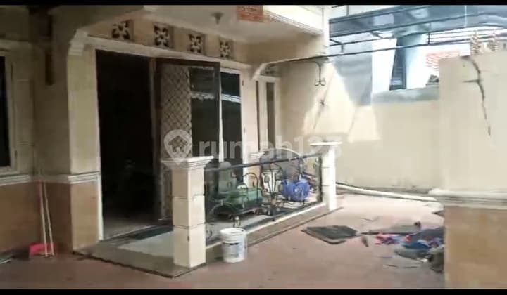 Jual Rumah 1 Lantai Hitung Tanah Strategis Murah Shm Depan Taman