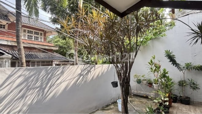 Dijual Rumah Pejaten Hook Termurah Bebas Banjir SHM Nego Sangat Strategis
