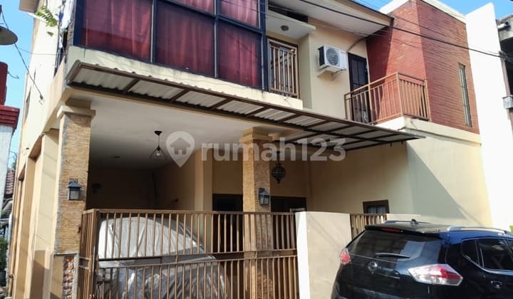 Dijual Rumah Ciputat 2 Lantai Siap Huni Dekat KRL Stasiun Jurangmangu Bintaro X Change Termurah Strategis