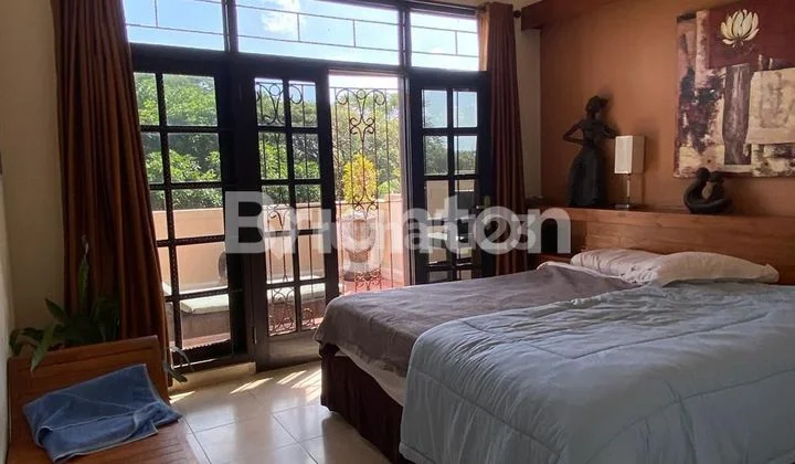 RUMAH DI NUSA DUA BALI KAWASAN PERUMAHAN NYAMAN