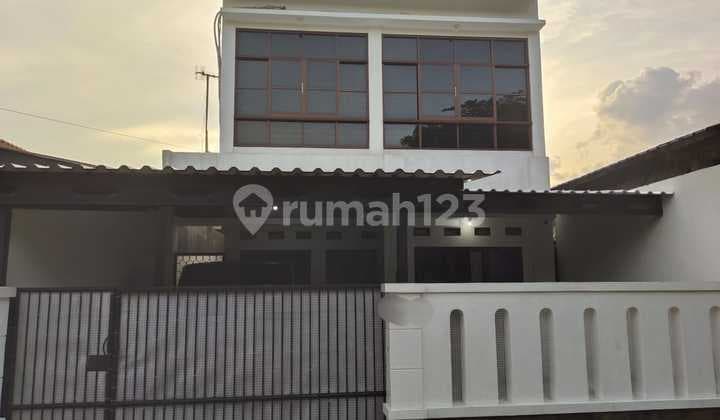 Dijual Rumah Minimalis 2 Lantai Di Jakamulya, Bekasi Selatan, Kota Bekasi.