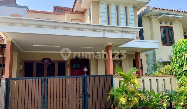 3-Story Furnished House in Nuansa Pesanggrahan Housing, Petukangan-Selatan, South Jakarta