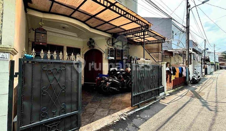 RUMAH SIAP HUNI DEKAT TAMAN ECO PARK AKSES 1 MOBIL