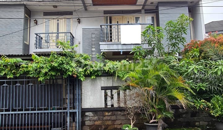 Rumah Siap Huni 2 Lantai di Tebet Timur Akses Jalan 3 Mobil Dekat Tebet Raya