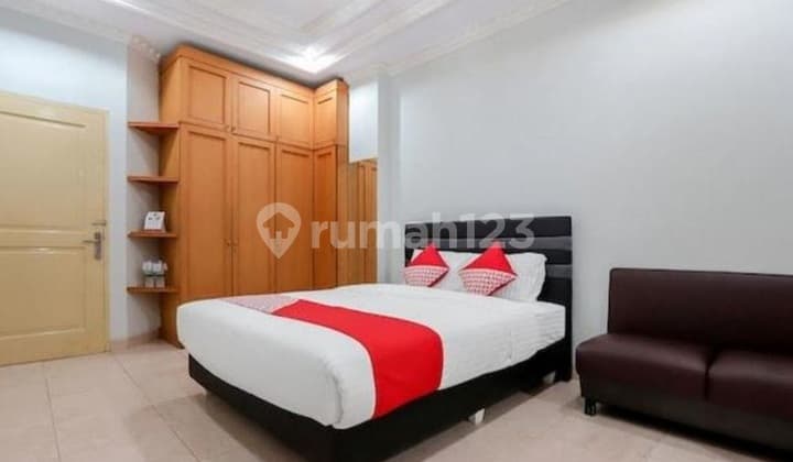 Hotel Jl. Mangga Besar (Land Area/Building Area 380/1,635 m)