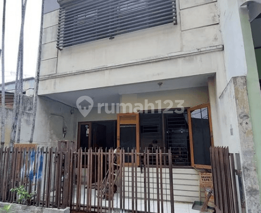 Rumah Jl.Dwi Warna (LT/LB 75/100 m)