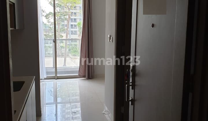 Apartment Taman Anggrek (Studio)