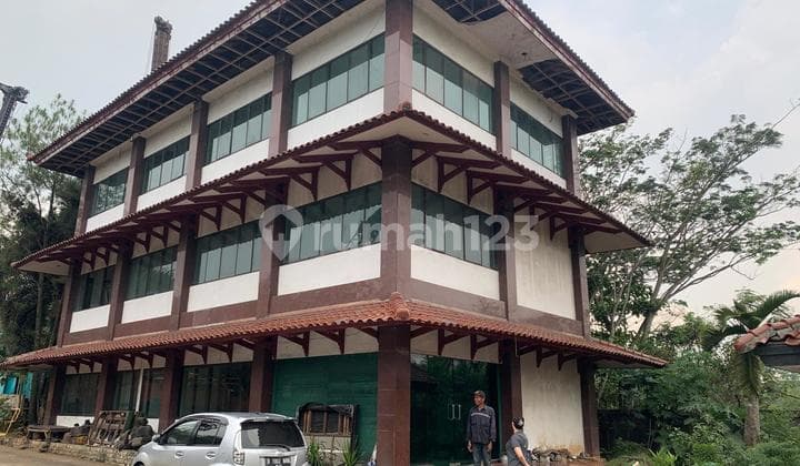 Tanah dan Bangunan Kantor Cocok untuk Pabrik atau Industri