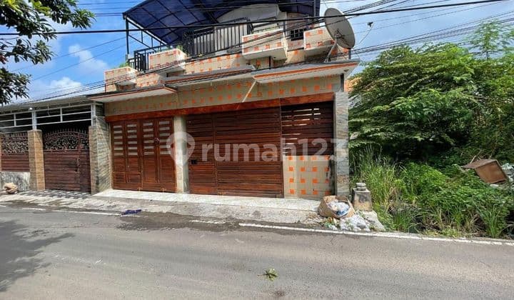 Rumah Luas 3 Lantai Baru Renovasi di Jimbaran